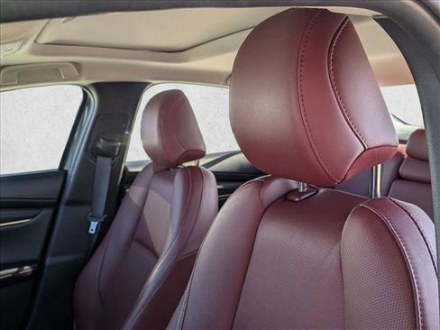 Used 2025 MAZDA MAZDA3 s image 14