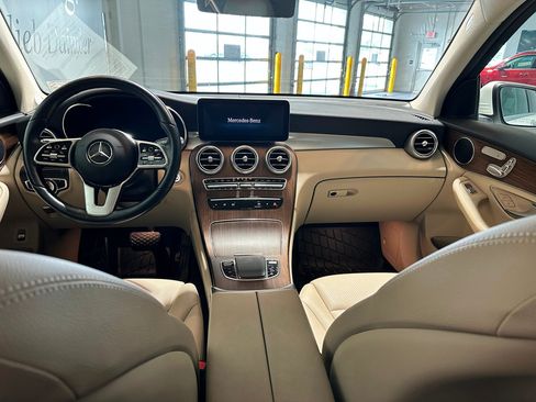Certified 2022 Mercedes-Benz GLC 300 4MATIC image 6