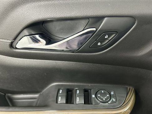 Used 2019 GMC Acadia SLE w/ LPO, Floor Liner Package AWD/4WD image 11