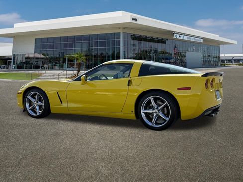 Used 2011 Chevrolet Corvette Coupe w/ Preferred Equipment Group image 7