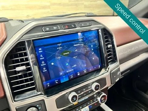 Used 2022 Ford F250 Platinum w/ FX4 Off-Road Package AWD/4WD image 16