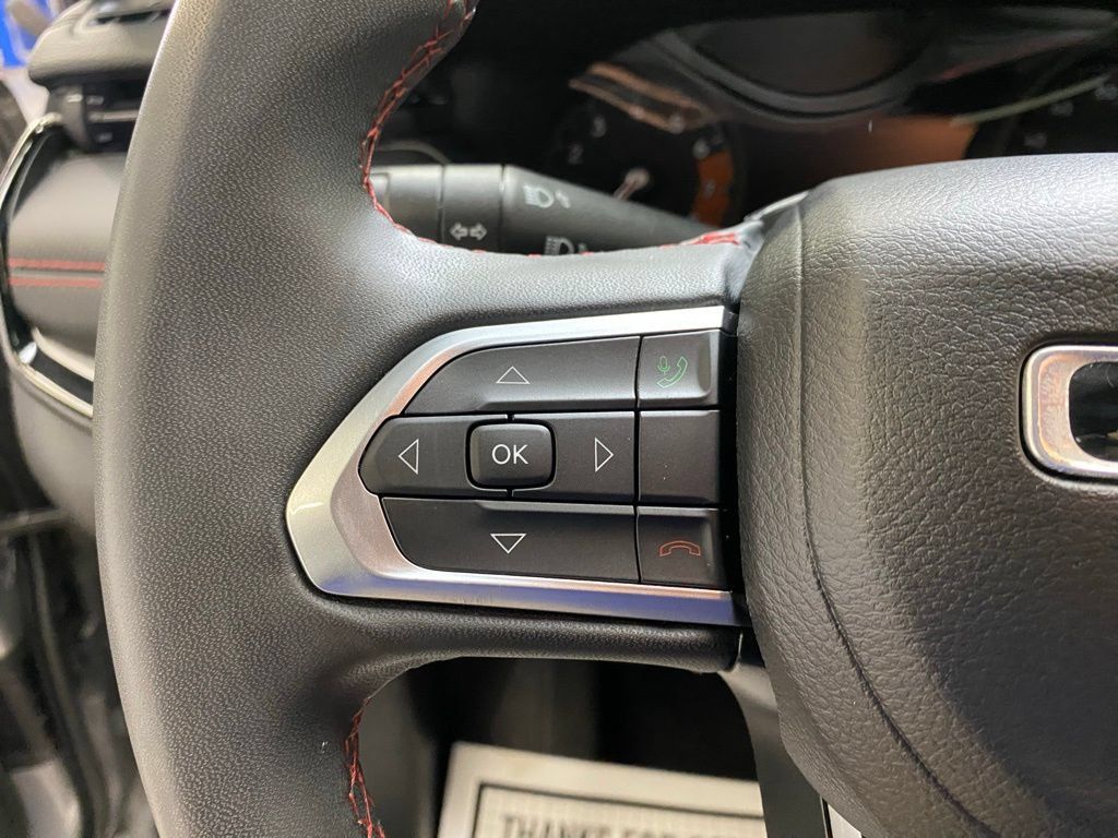 Used 2023 Jeep Compass Trailhawk AWD/4WD image 26