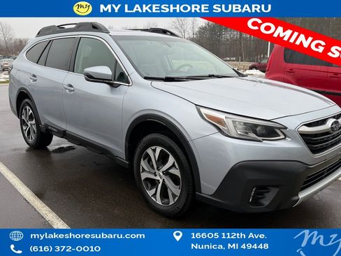 Used 2022 Subaru Outback Limited image 1