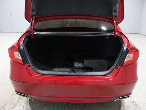 Used 2022 Honda Accord Sport image 19