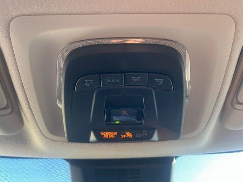 Used 2025 Toyota Corolla LE image 17