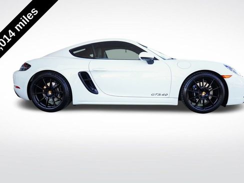 Used 2024 Porsche 718 Cayman GTS image 3