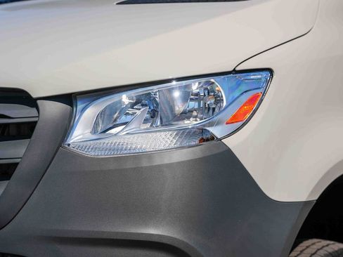 New 2026 Mercedes-Benz Sprinter 2500 image 2