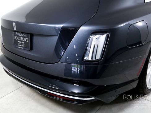 Certified 2025 Rolls-Royce Spectre w/ Spectre Launch Package image 40
