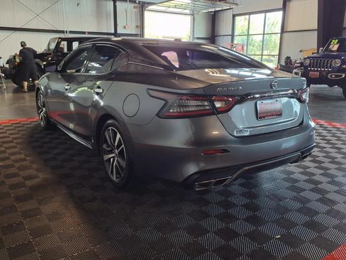 Used 2020 Nissan Maxima 3.5 SV w/ Floor Mat Group FWD image 5