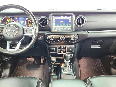 Used 2021 Jeep Wrangler Unlimited Sahara AWD/4WD image 27