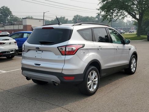 Used 2018 Ford Escape SEL FWD image 4