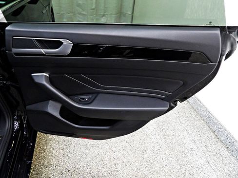 Used 2021 Volkswagen Arteon SE w/ Luggage Net & Mats Package FWD image 12