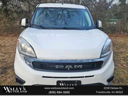 Used 2019 RAM ProMaster City Tradesman SLT image 2