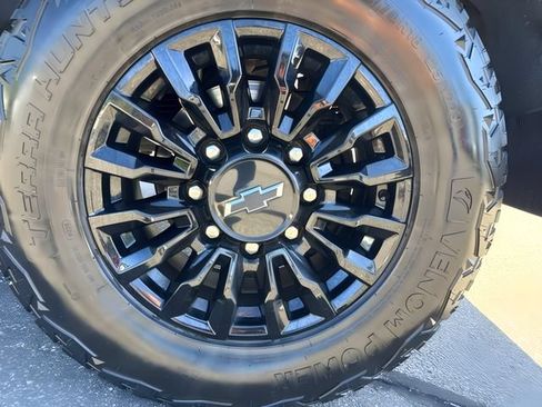 Used 2022 Chevrolet Silverado 2500 LT w/ Z71 Sport Edition AWD/4WD image 14