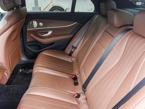 Used 2022 Mercedes-Benz E 350 4MATIC Sedan image 20