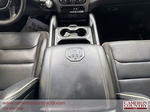 Used 2024 RAM 1500 Laramie AWD/4WD image 15