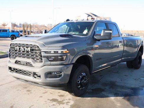 New 2026 RAM 3500 Limited AWD/4WD image 11