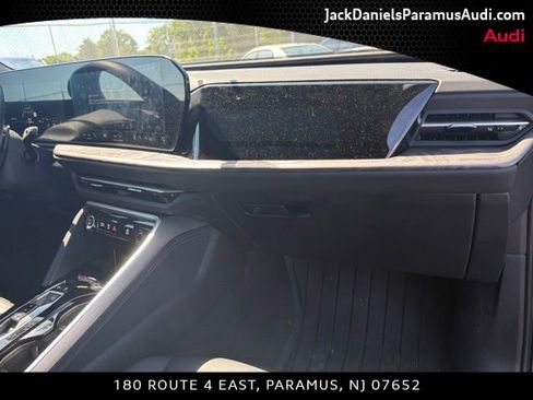 Used 2025 Audi Q5 Premium w/ Convenience Package AWD/4WD image 19