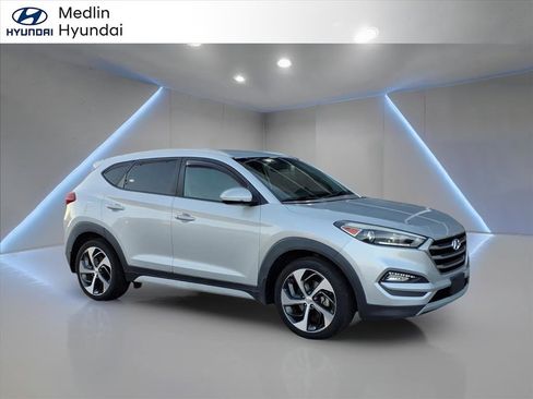 Used 2018 Hyundai Tucson Sport image 1
