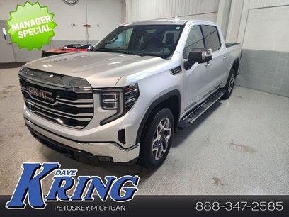 Used 2022 GMC Sierra 1500 SLT w/ SLT Premium Package