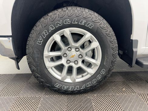 New 2026 Chevrolet Silverado 1500 LT image 11