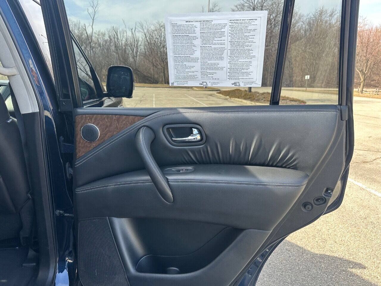 Used 2017 INFINITI QX80 4WD w/ Driver Assistance Package image 19
