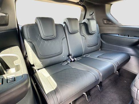New 2026 INFINITI QX80 Autograph w/ Premium Cargo Package AWD/4WD image 30