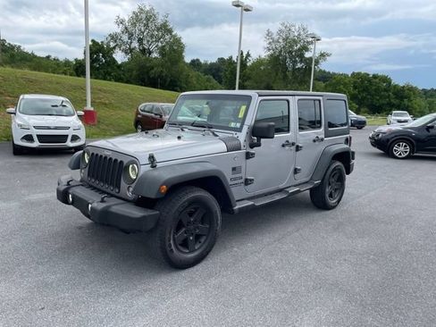 Used 2016 Jeep Wrangler Unlimited Sport w/ Quick Order Package 24S AWD/4WD image 4