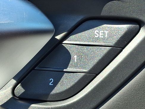 Used 2024 BMW M3 w/ M Carbon Exterior Package RWD image 25