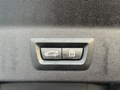 Used 2020 BMW X3 sDrive30i w/ Premium Package image 25