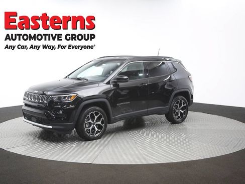 Used 2025 Jeep Compass Limited AWD/4WD image 52