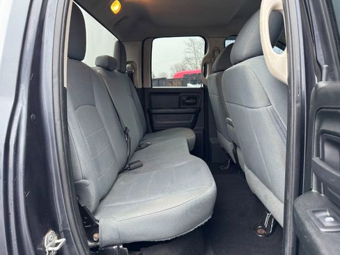 Used 2017 RAM 1500 Express image 17