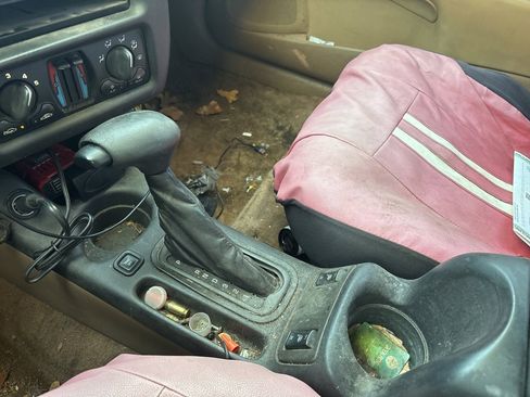 Used 2000 Chevrolet Monte Carlo SS w/ Preferred Equipment Group image 16