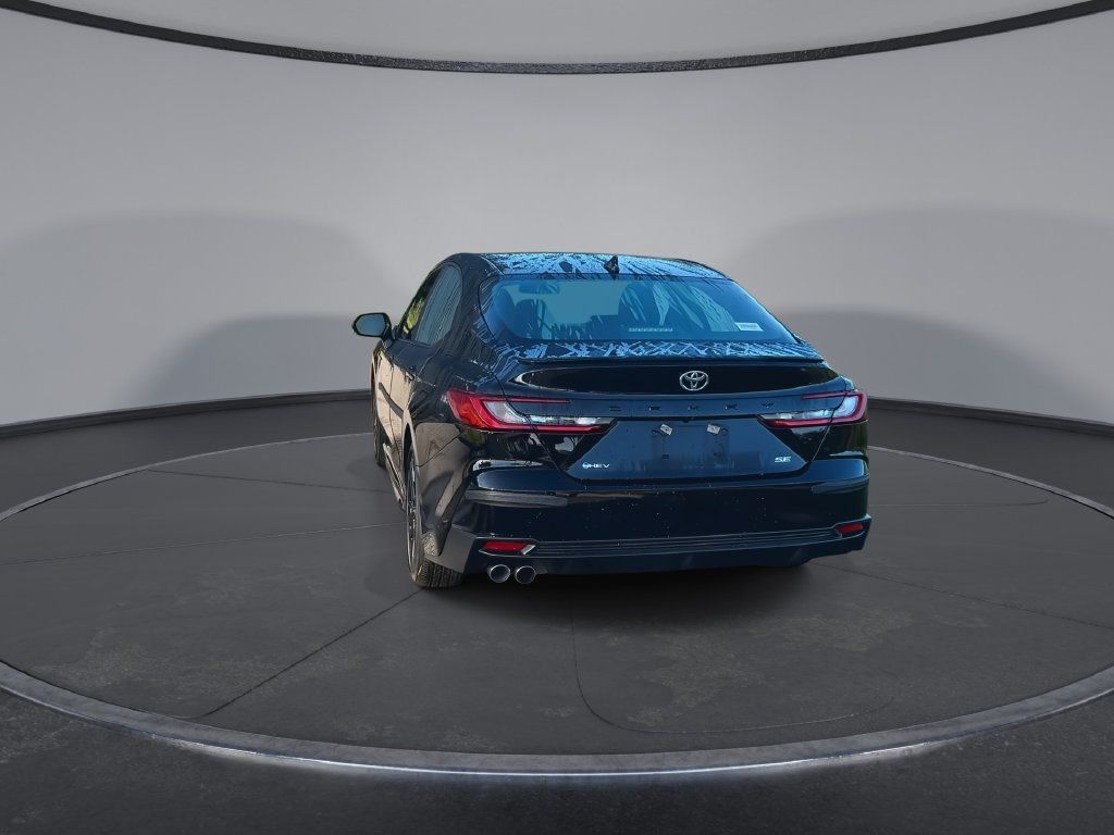 Used 2025 Toyota Camry SE FWD image 7