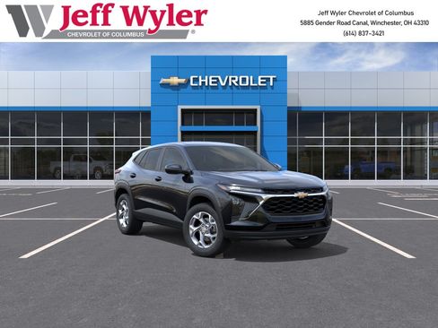 New 2026 Chevrolet Trax LS w/ LS Convenience Package FWD image 1