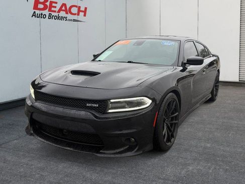 Used 2018 Dodge Charger R/T image 1