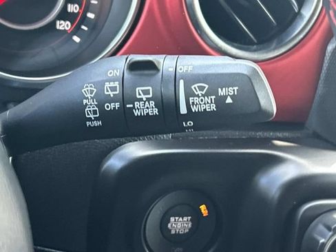 Used 2022 Jeep Wrangler Unlimited Rubicon w/ Steel Bumper Group AWD/4WD image 28