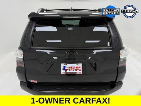 Used 2024 Toyota 4Runner SR5 Premium w/ Moonroof Package RWD image 39