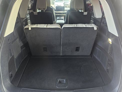 Used 2025 Lincoln Aviator 2WD w/ Jet Appearance Package image 14