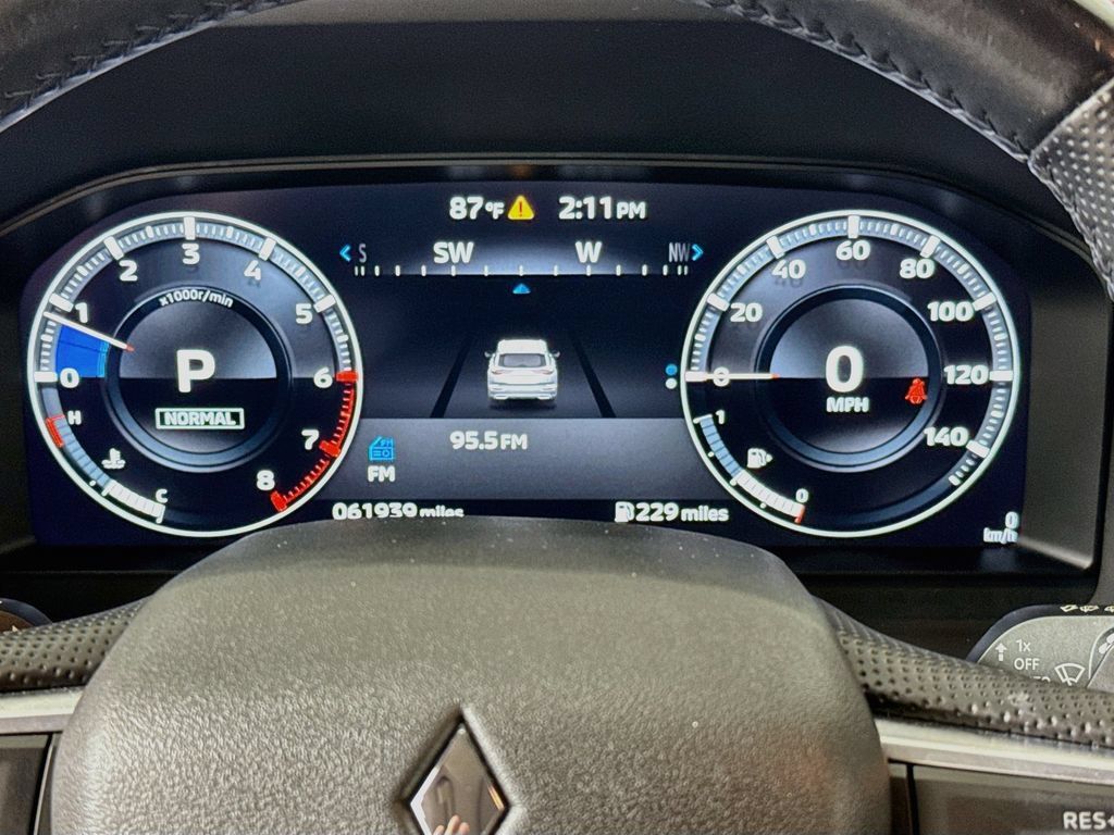 Used 2022 Mitsubishi Outlander SE AWD/4WD image 16