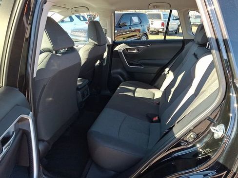 Used 2023 Toyota RAV4 XLE image 8