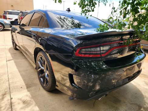 Used 2020 Dodge Charger R/T w/ Blacktop Package RWD image 8