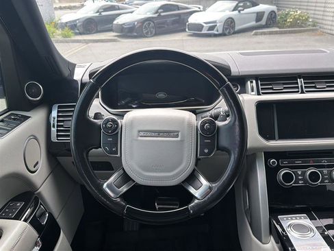 Used 2016 Land Rover Range Rover HSE AWD/4WD image 9