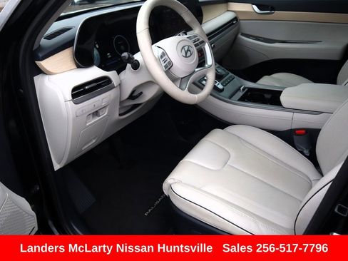 Used 2025 Hyundai Palisade Limited image 18