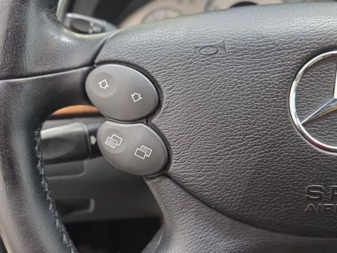 Used 2008 Mercedes-Benz E 350 Sedan image 16
