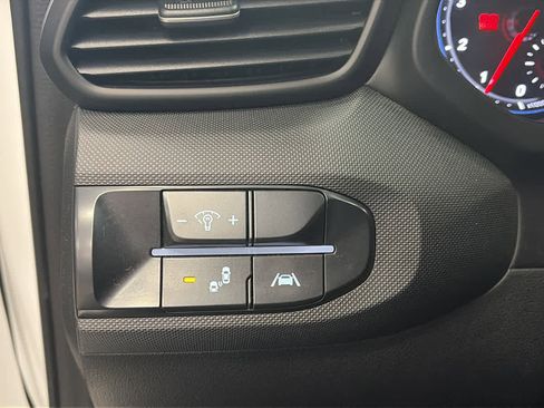 Used 2022 Hyundai Veloster N image 10