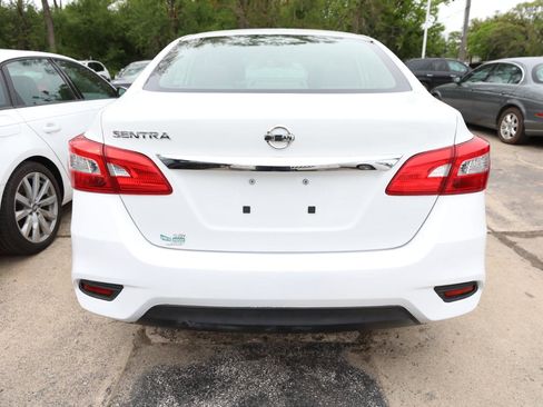 Used 2017 Nissan Sentra S FWD image 7