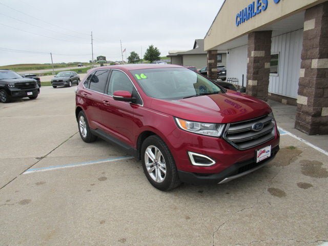 Used 2016 Ford Edge SEL w/ Equipment Group 201A AWD/4WD image 3