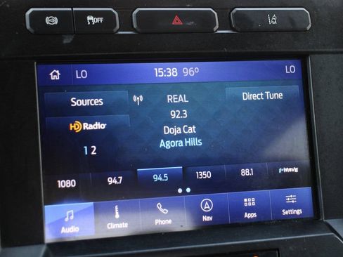 Used 2020 Ford F250 Lariat w/ Lariat Value Package AWD/4WD image 27