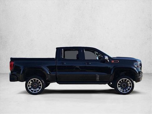 Certified 2023 GMC Sierra 1500 AT4 w/ AT4 Premium Package image 4